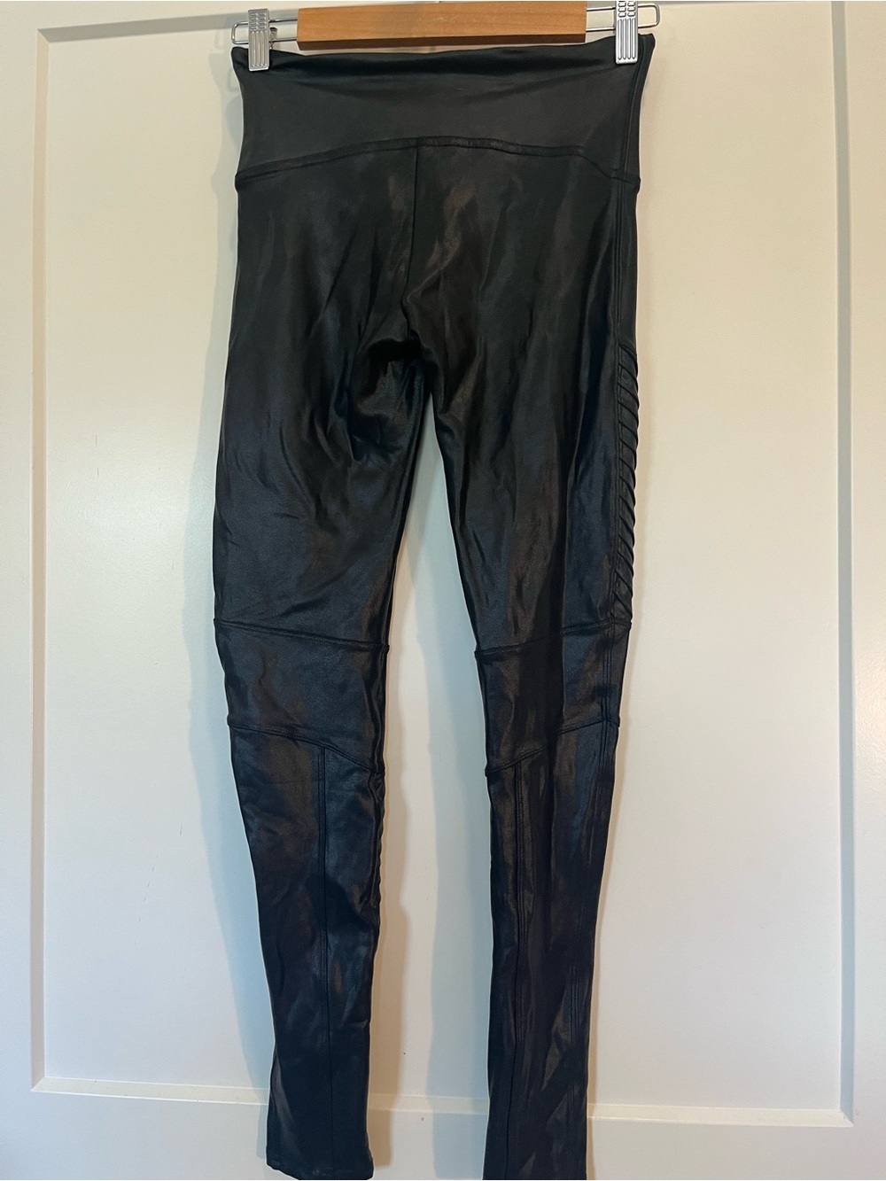 SPANX Women's Faux Leather Moto Goth Grunge Leggings In Black Size Medium - Picture 7 of 12